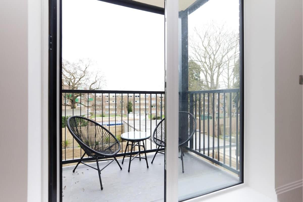 The Wembley Park Wonder - Charming 2bdr Flat With Balcony Appartamento Londra