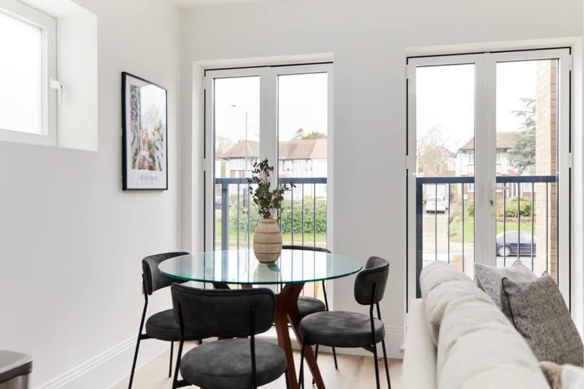 Appartamento The Wembley Park Wonder - Charming 2bdr Flat With Balcony Londra