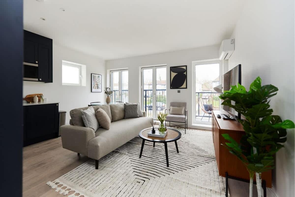 The Wembley Park Wonder - Charming 2bdr Flat With Balcony Appartement